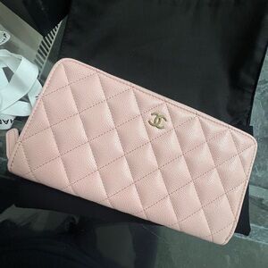 Chanel light pink zipper wallet